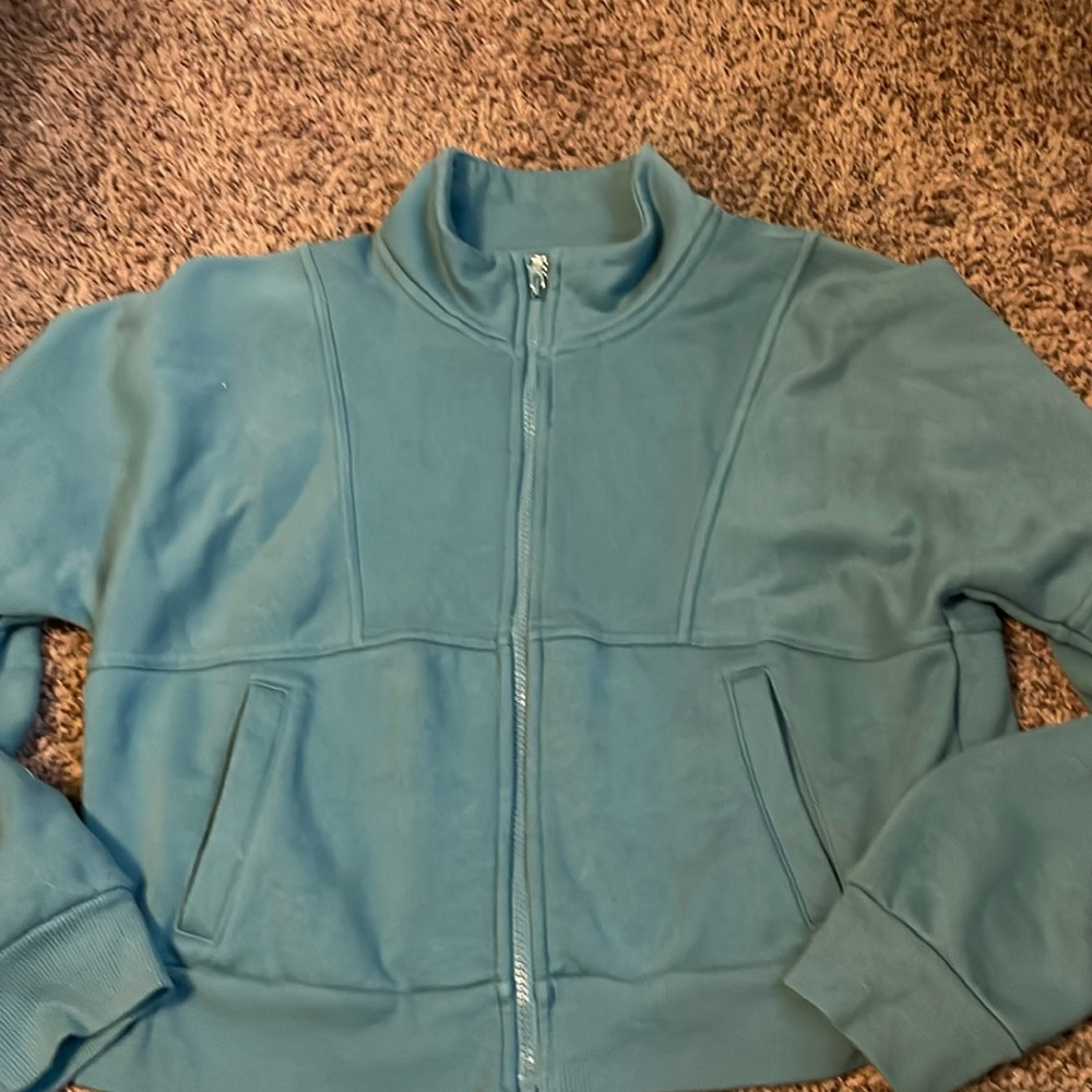 Universal Threads cute zip up!